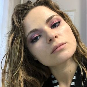 Meet your Posher, Ksenia